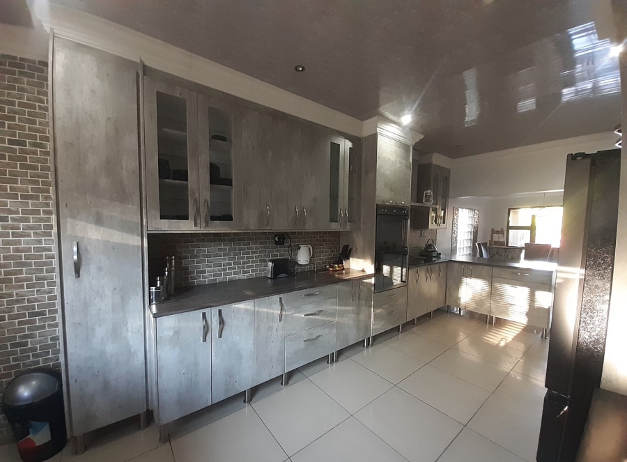 6 Bedroom Property for Sale in Hilton Free State